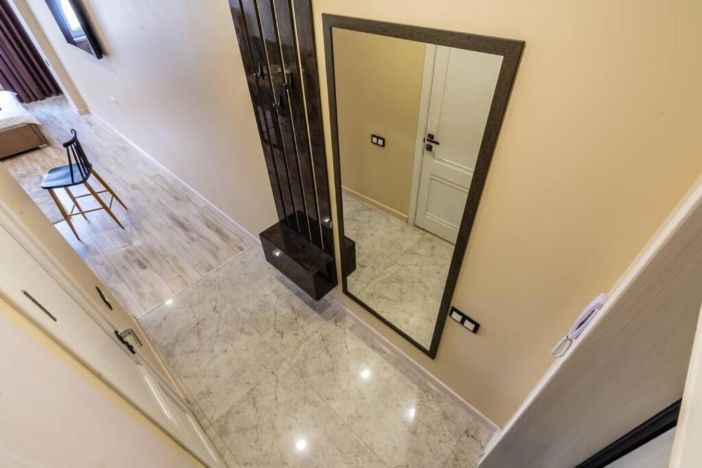 Апартаменты Golden Square 161 *