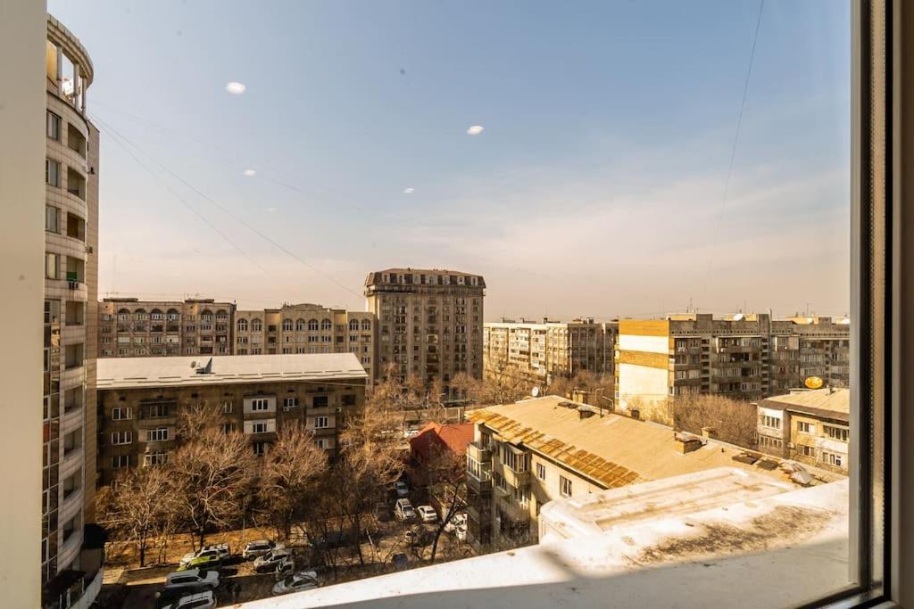 Golden Square 161 Apartment Almaty